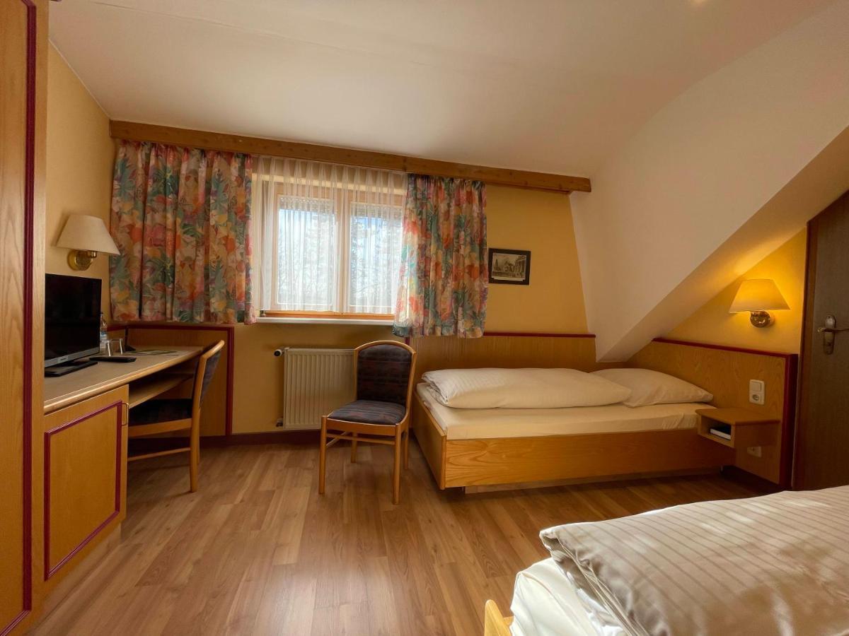 Rothsee Hotel Алерсберг Екстериор снимка