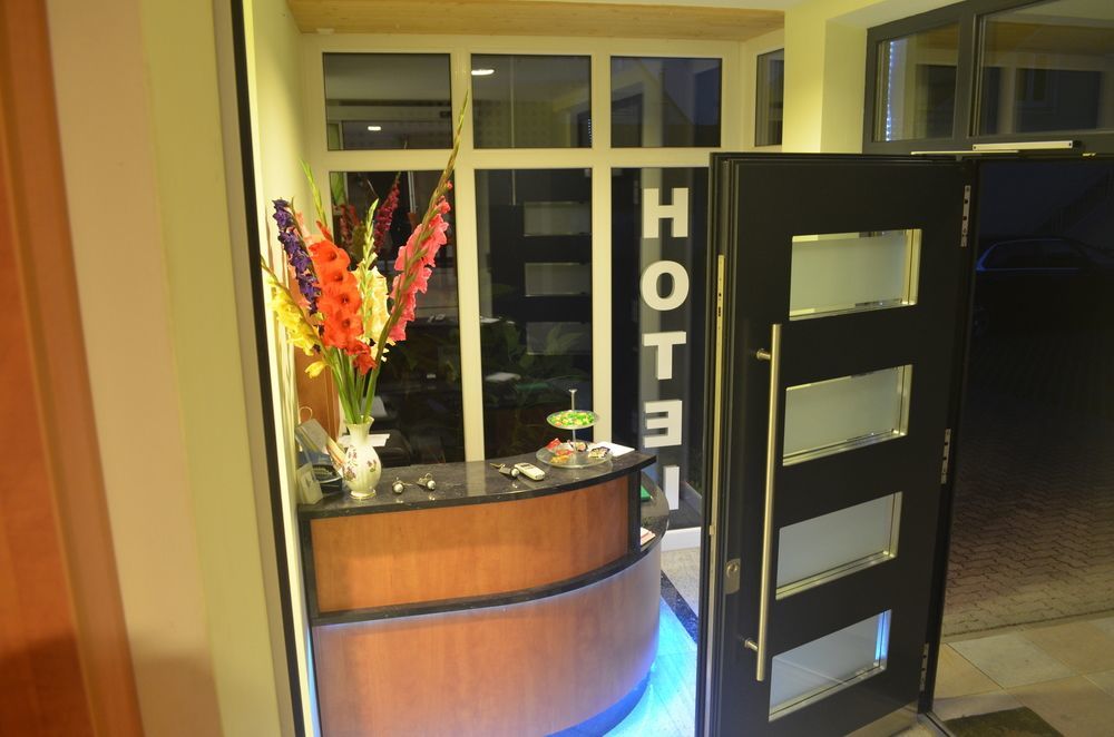 Rothsee Hotel Алерсберг Екстериор снимка