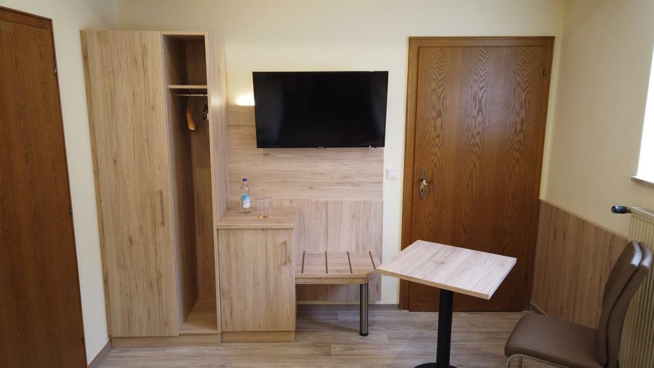 Rothsee Hotel Алерсберг Екстериор снимка