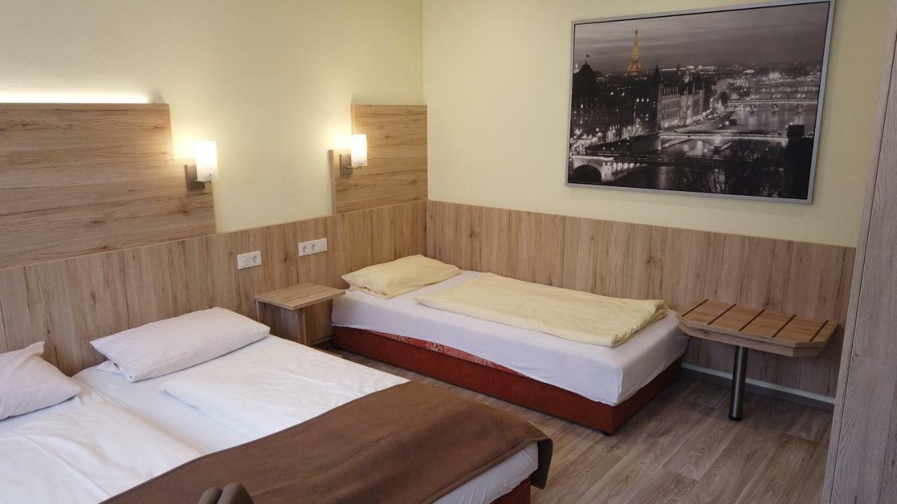 Rothsee Hotel Алерсберг Екстериор снимка