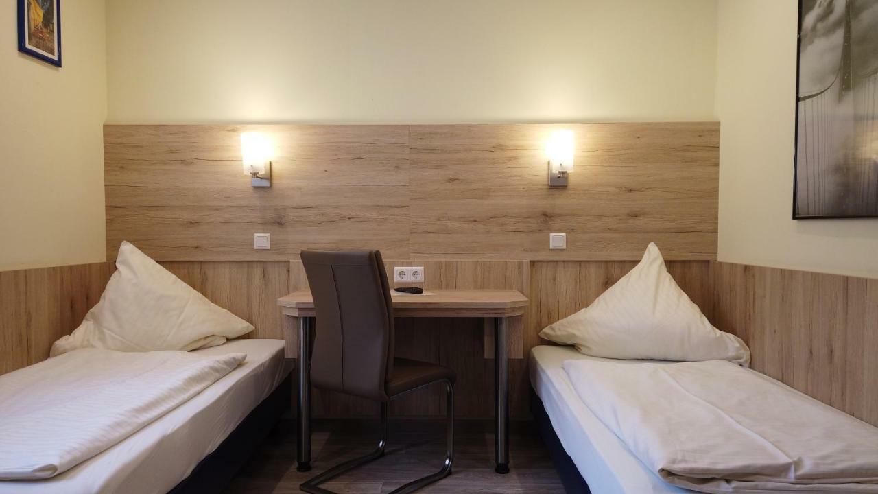 Rothsee Hotel Алерсберг Екстериор снимка